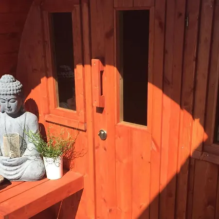 Tatil Evi Cozy Holiday Home In Lenzkirch With Whirlpool