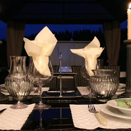 Cozy Holiday Home In Lenzkirch With Whirlpool Tatil Evi